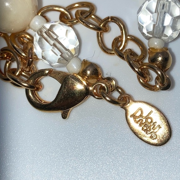 Vtg Joan Rivers Beige Swirl Lucite Clear Acrylic Beaded Necklace 33” + 3” Ext. - Picture 6 of 7